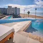 Hotel Bahia By Qhotels