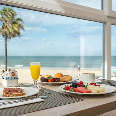 ホテル Bahia By Qhotels