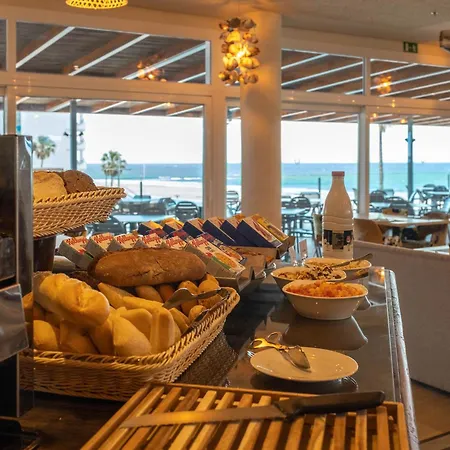 ホテル Bahia By Qhotels 4*