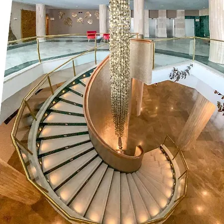 Hotel Bahia By Qhotels 4*