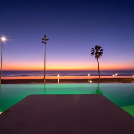 酒店 Bahia By Qhotels 4*