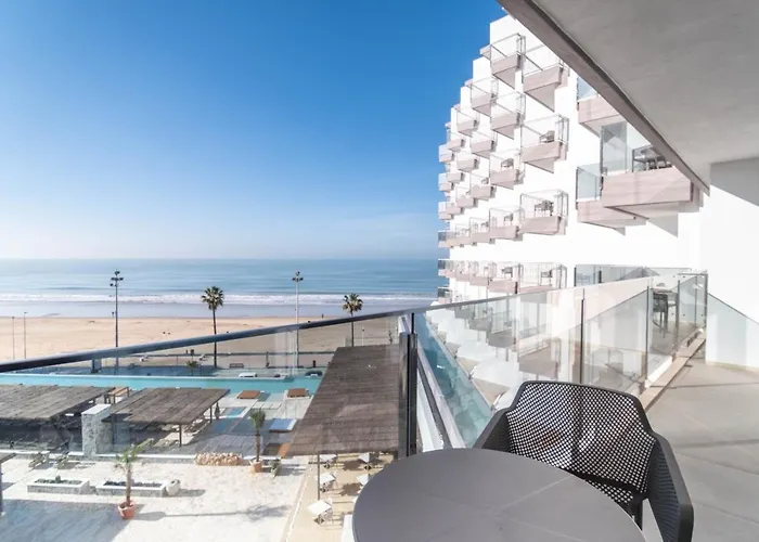 호텔 Bahia By Qhotels 4*