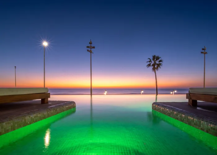 Bahia By Qhotels 호텔 4*