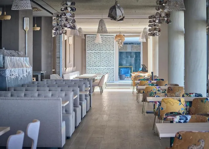 Hotell Bahia By Qhotels 4*