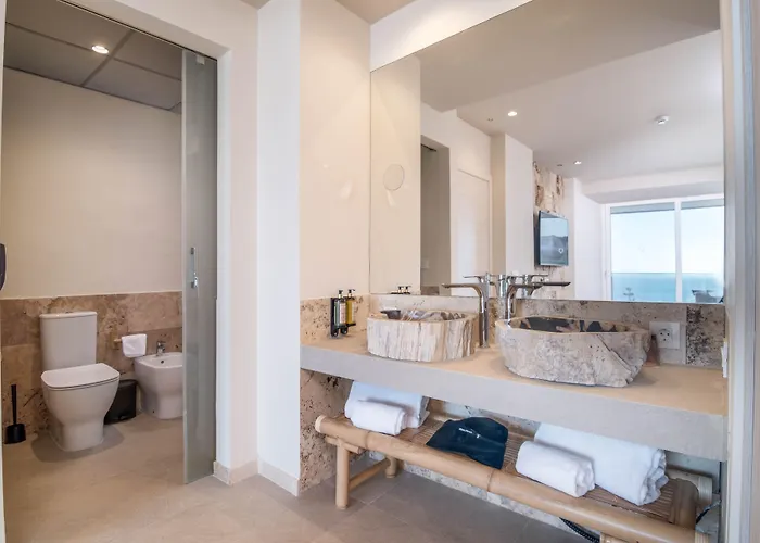 Bahía By Qhotels Hotel